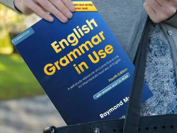 1. English Grammar in Use - Raymond Murphy