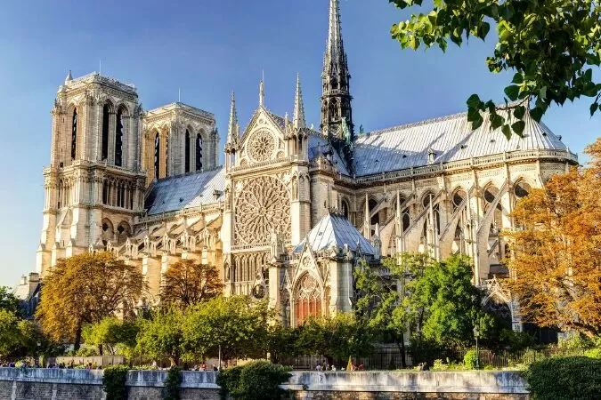 Nhà thờ Notre Dame, Paris, Pháp (Nhà thờ Đức bà)