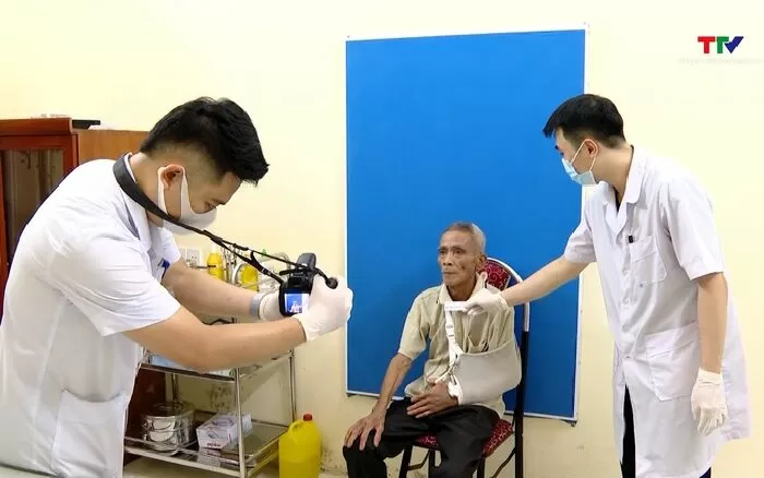 Đoạn văn ngắn bàn luận về sự cống hiến 9