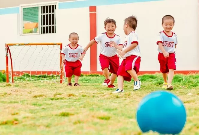Khuyến khích hoạt động vui chơi và thể thao