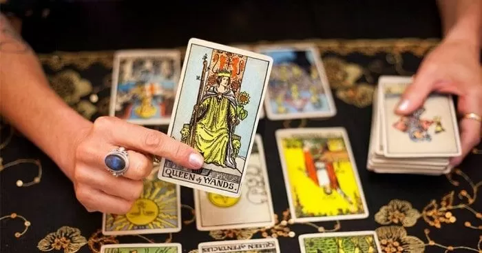 Cô Diệp Tarot