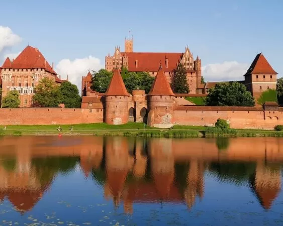 Lâu đài Malbork