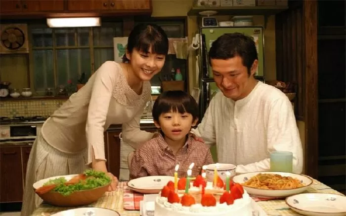 Về bên anh