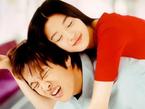 Cô gái ngổ ngáo