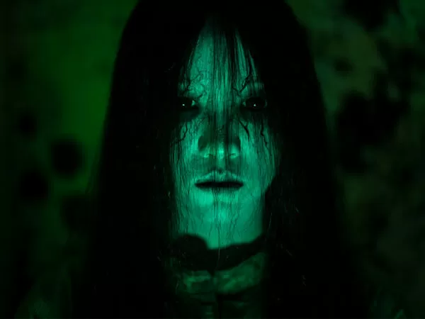 Cổng Địa Ngục - Guimoon: The Lightless Door (2022)