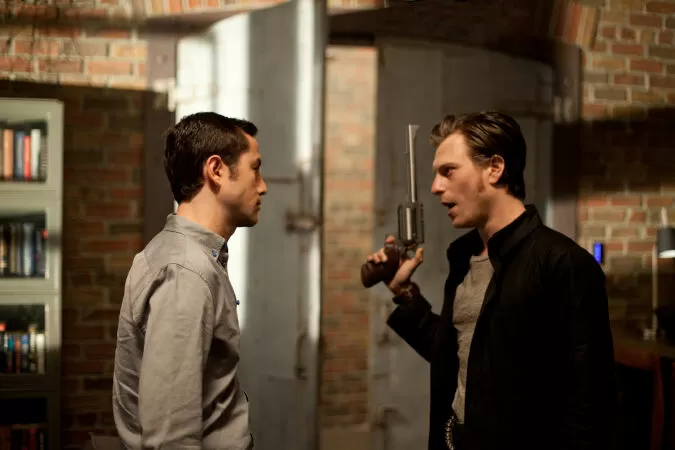 Looper (2012)