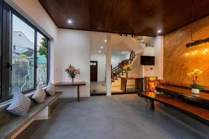 The 1993 Homestay