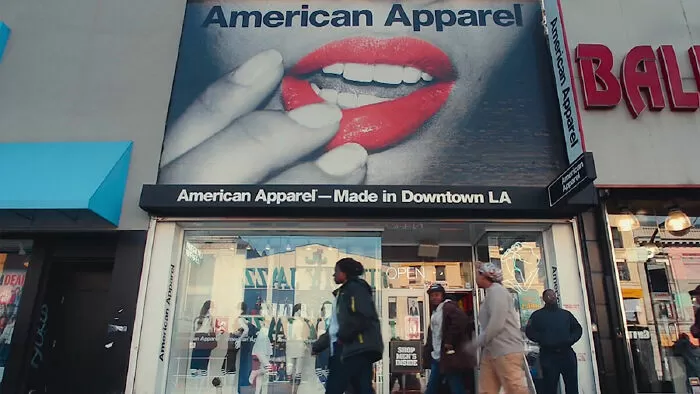 Trainwreck: The Cult of American Apparel (Thảm họa toàn tập: Sự sùng bái American Apparel)