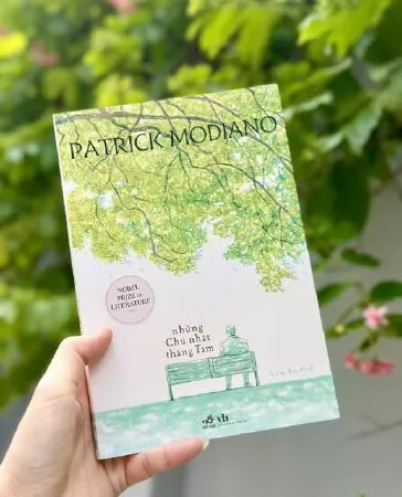 NHỮNG CHỦ NHẬT THÁNG TÁM | Patrick Modiano