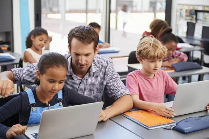 Thư viện công có lỗi thời trước Internet?