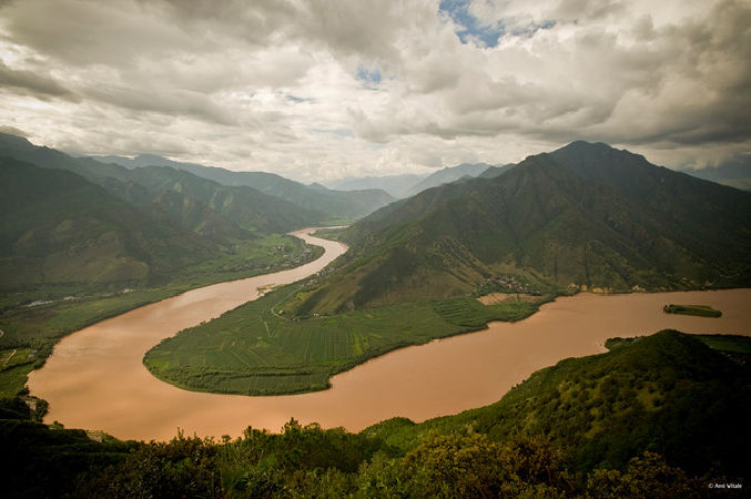 Yangtze River, China (6,300 km)