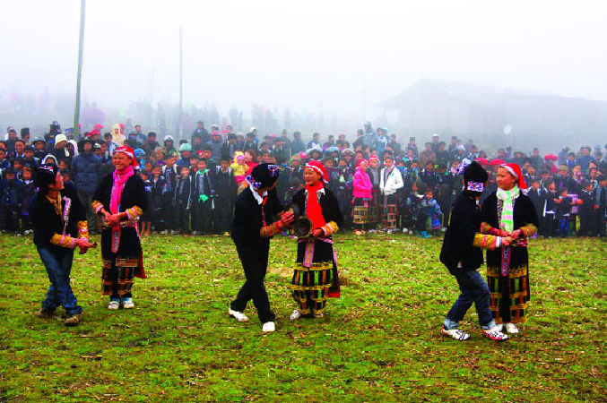 Tet Dance of the Dao peoples