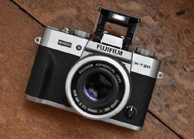 FUJIFILM X-T20