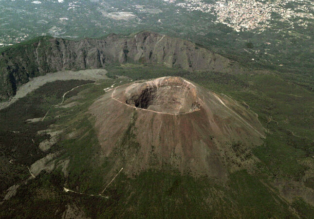 Volcano Vesuvius, Italy