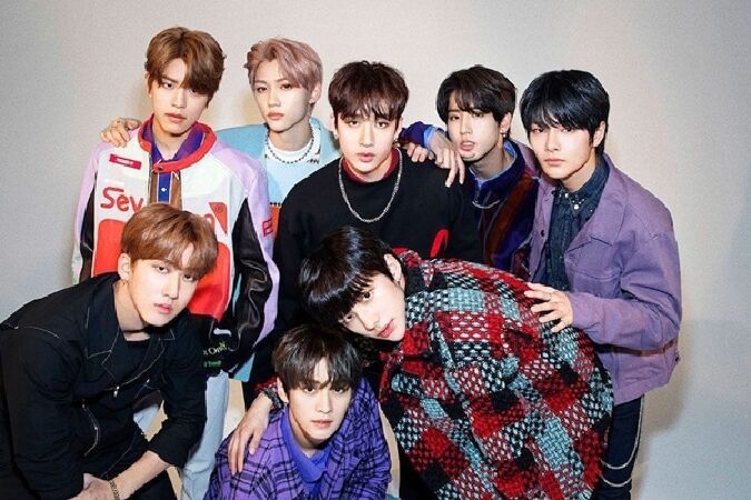 Stray Kids