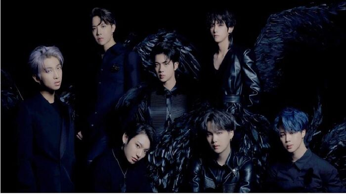 Black Swan (2020)