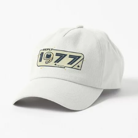 1977 abstract design with vintage style Cap