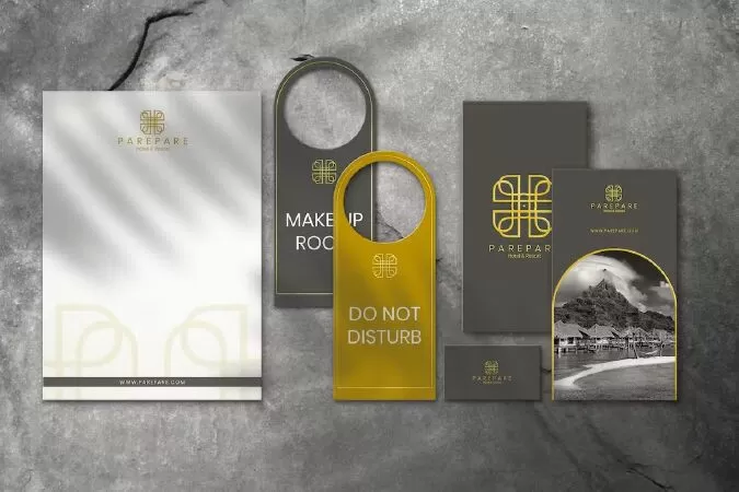 Door hanger card & brochure mockup